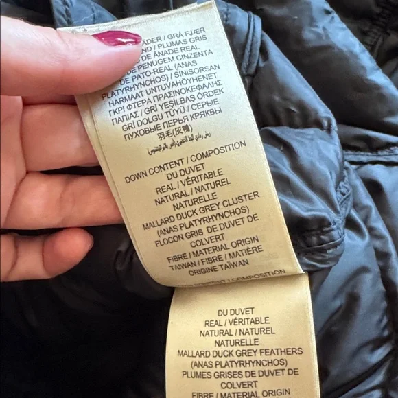 Burberry Black Puffer Coat - Picture 8 of 8